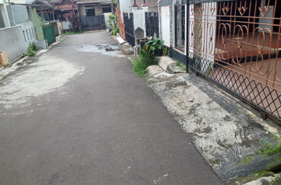 Jual Villa Dago Tol Ciputat